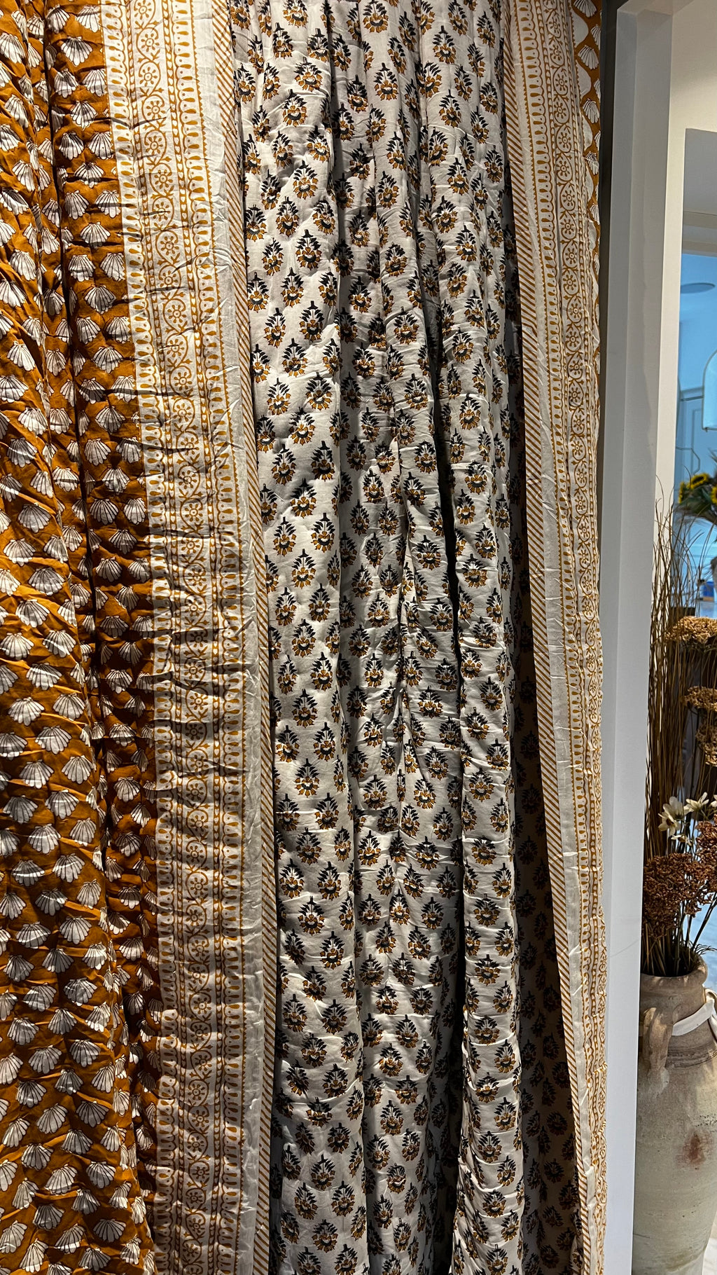 Handmade Block Printed Cotton Quilt – Super King 108” x 108”
