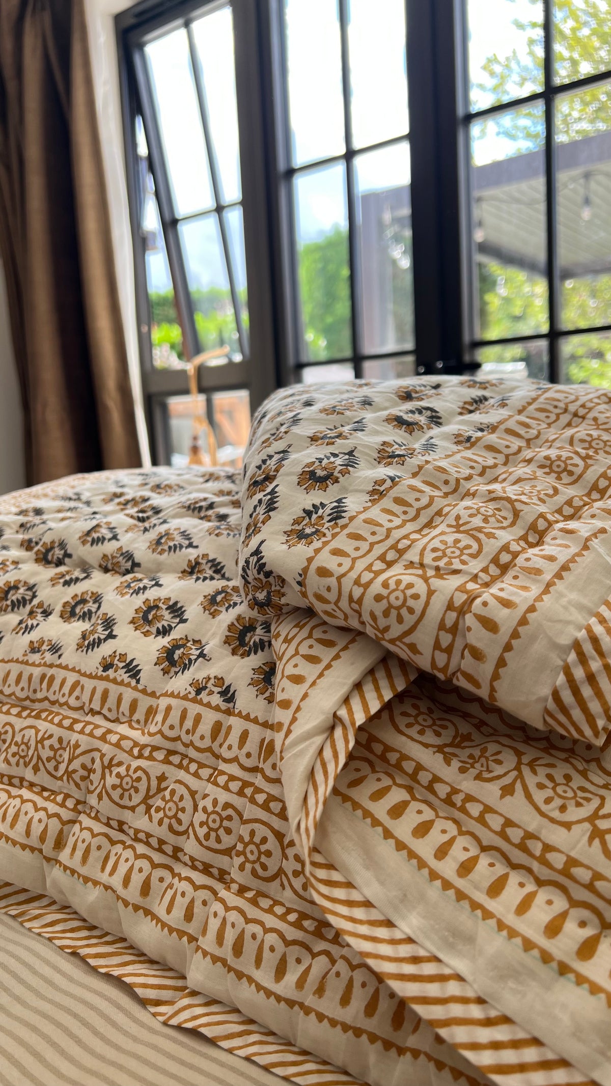 Handmade Block Printed Cotton Quilt – Super King 108” x 108”